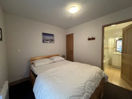 Appartement spacieux 4 chambres, pieds pistes, parking inclus - Photo 11
