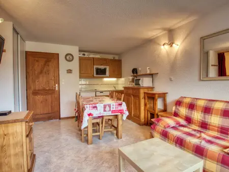 Charmant appartement 6 pers, balcon avec vue montagne, confort moderne, non-fumeur - Photo 2