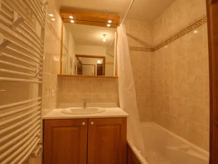 Charmant appartement 6 pers, balcon avec vue montagne, confort moderne, non-fumeur - Photo 9