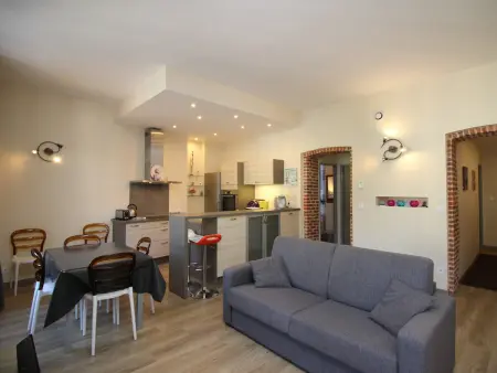 LE MONT DORE - Appartement T3 spacieux avec balcon et WIFI au centre - Photo 1