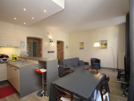LE MONT DORE - Appartement T3 spacieux avec balcon et WIFI au centre - Photo 2