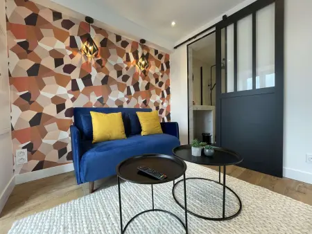 Studio rénové au cœur de La Rochelle proche vieux port - Photo 9