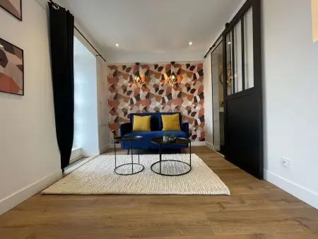 Studio rénové au cœur de La Rochelle proche vieux port - Photo 10