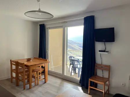 Studio cosy avec accès pistes, balcon et spa, Appartement 4 personnes à Peyragudes - Photo 2