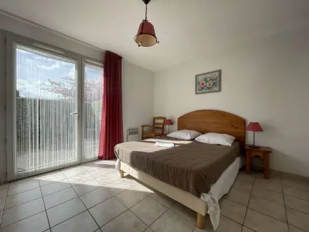 Appartement climatisé de 3 pièces avec piscine, terrasse et parking - Vallon-Pont-d'Arc - Photo 3