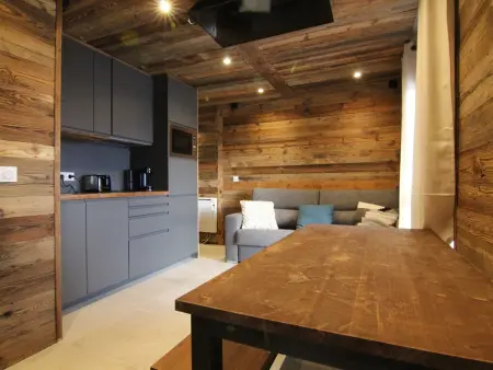 Appartement spacieux 3 pièces avec grande terrasse au cœur de l'Alpe d'Huez, parking et casier à skis inclus - Photo 4