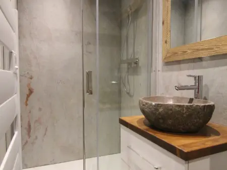 Appartement spacieux 3 pièces avec grande terrasse au cœur de l'Alpe d'Huez, parking et casier à skis inclus - Photo 9