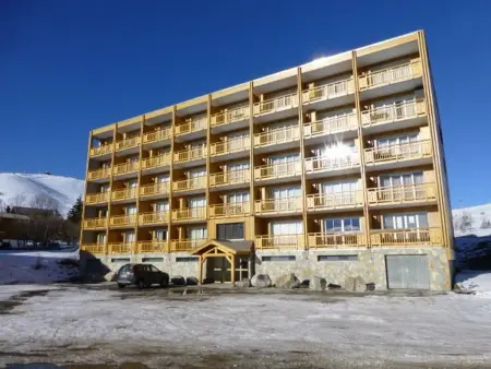 Studio cosy 4 pers avec balcon, face aux pistes et proche commerces – L'Alpe d'Huez - Photo 8
