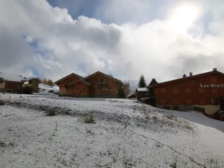 Studio 5 pers. lumineux à 100m des pistes avec balcon, casier à skis et animaux acceptés - Photo 1