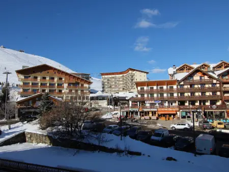 Studio cosy pour 4 pers., pied des pistes Alpe d'Huez, centre-station, TV, cuisine équipée, casier à skis - Photo 1