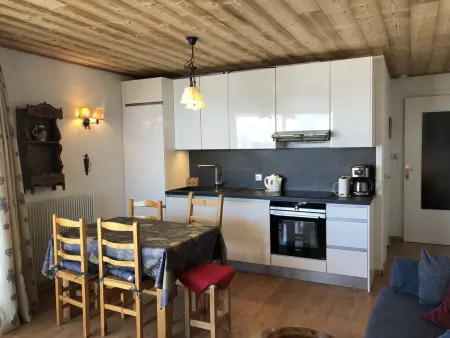 Appartement cosy 3 pièces, balcon sud, Alpe d'Huez - Photo 2