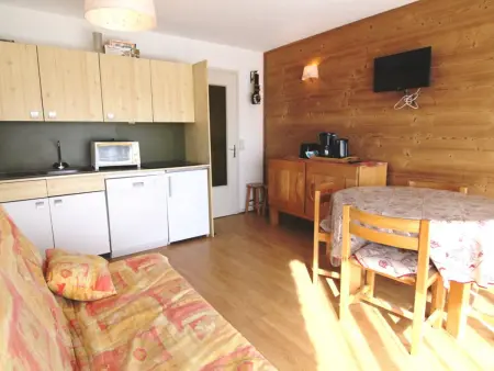 Appartement cosy au cœur de l'Alpe d'Huez - 6 pers, 38m², balcon sud, skis à 240m - Photo 2