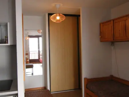 Appartement cosy 2 pièces, balcon sud, proche remontées et commerces, parking, casier à skis, 5 pers - Photo 2