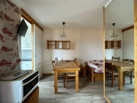 Studio 28m² rénové au pied des pistes avec balcon - Photo 4