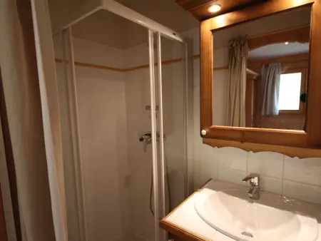 Beau 3 pièces avec 2 salles de bains - Piscine et Garage - Photo 10