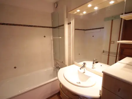 Studio cabine lumineux Les Saisies, ski au pied, balcon, 5 couchages - Photo 2