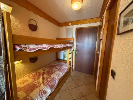 Studio cabine aux Saisies, balcon sud, 4 couchages - Photo 1