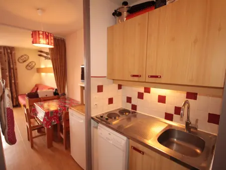 Studio lumineux avec balcon sud, animaux admis, Appartement 3 personnes à Les Saisies - Photo 9