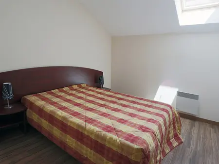 Appartement T3 au pied des pistes avec balcon, parking couvert et accès Spassio à Peyragudes - Photo 3