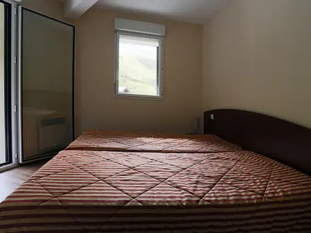 Appartement T3 au pied des pistes à Peyragudes - 6 pers, balcon, parking, accès spa - Photo 3