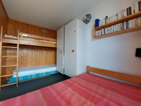 Appartement 2 pièces 5 personnes proche des pistes, des commerces, de la garderie et de l'ESF au centre de la station dArc 1800 dans le village des Villards - Photo 7