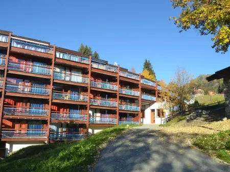 Appartement 2 pièces 5 personnes proche des pistes, des commerces, de la garderie et de l'ESF au centre de la station dArc 1800 dans le village des Villards - Photo 12