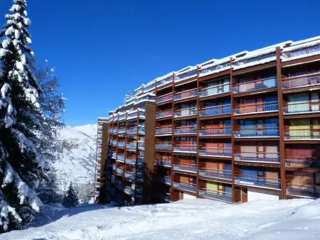 Appartement 2 pièces 5 personnes proche des pistes, des commerces, de la garderie et de l'ESF au centre de la station dArc 1800 dans le village des Villards - Photo 14