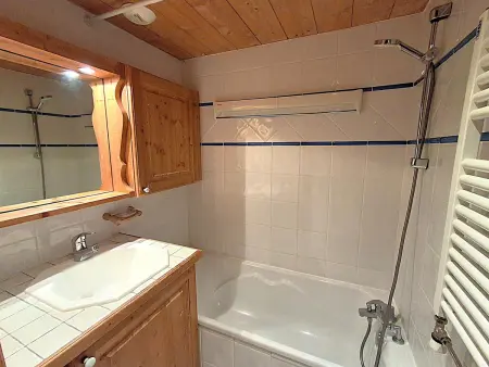 Appartement 3 pièces pour 6 à Méribel Village, accès piscine et Wi-Fi - Photo 10