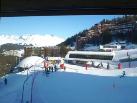 Studio rénové pour 3 à Arc 1600, ski aux pieds, animaux admis - Photo 2