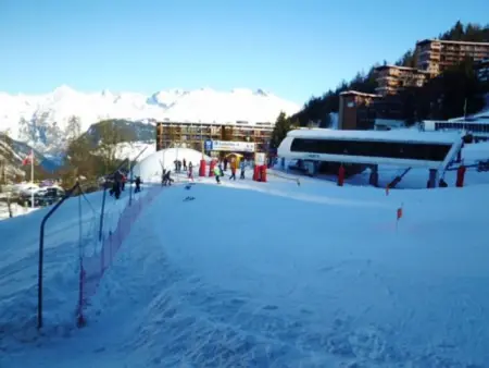 Studio 3 personnes, Arc 1600, accès direct aux pistes avec WiFi - Photo 2