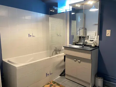 Appartement cosy vue port, 4 pers, Parking, Appartement 4 personnes à Le Palais - Photo 11