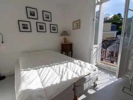 Appartement rénové vue mer au cœur de Le Palais - Photo 5