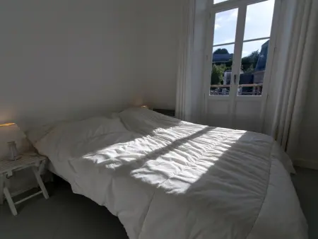 Appartement rénové vue mer au cœur de Le Palais - Photo 10