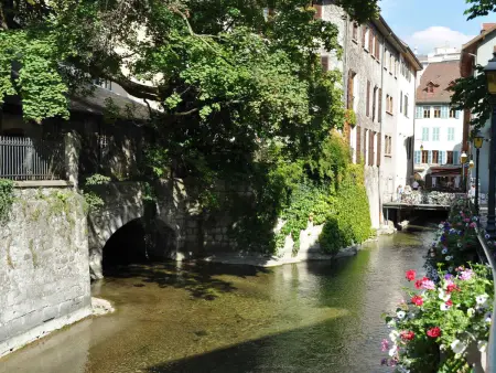 Charmant 3 pièces rénové au cœur d'Annecy avec WiFi - Photo 12