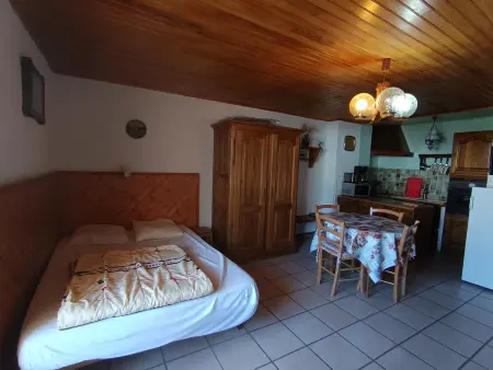 Studio au cœur de Montgenèvre, balcon sud, parking inclus, animaux acceptés - Photo 2