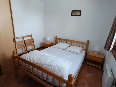 Appartement idéalement situé proche des pistes, animaux acceptés, parking inclus - Photo 7