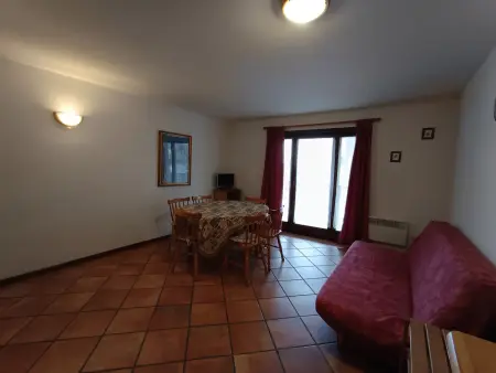 Appartement idéalement situé proche des pistes, animaux acceptés, parking inclus - Photo 10