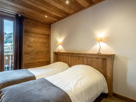 Charmant 4 pièces en centre village, proche pistes - 8 pers, Wifi, parking, balcon, animaux acceptés - Photo 3