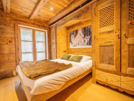 Spacieux appart 5 ch au cœur du village, charme savoyard, WiFi, cheminée décorative - Photo 7