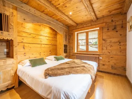 Spacieux appart 5 ch au cœur du village, charme savoyard, WiFi, cheminée décorative - Photo 11