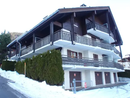 Appartement cosy, proche pistes et centre, 3 pièces, 6 pers, cheminée, balcon, parking - Photo 16