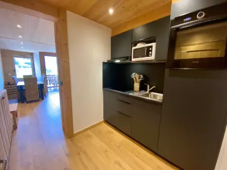 Appartement Rénové 8 Pers Centre Village La Clusaz, Balcon Sud, Proche Commerces et Pistes - Photo 3