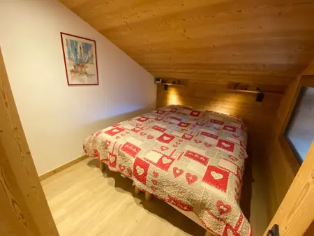 Duplex rénové avec balcon et garage à La Clusaz - Photo 6