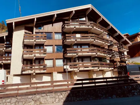 Appartement T2 Centre Village avec Balcon & Cheminée, Proche Piscine et Pistes - Photo 10