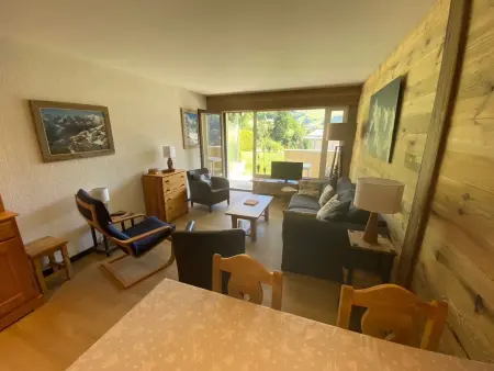 Appartement 2 pièces ensoleillé avec Wi-Fi et parking, La Clusaz - Photo 4