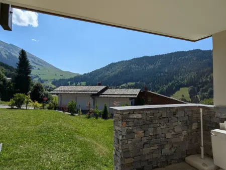 Appartement 2 pièces ensoleillé avec Wi-Fi et parking, La Clusaz - Photo 12