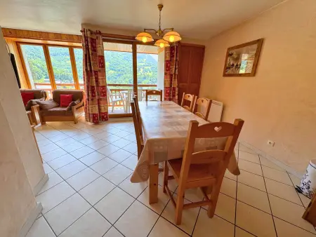 Confort 85m², 3 chambres, 5 pers, terrasse, animaux admis, St Martin de Belleville - Photo 2