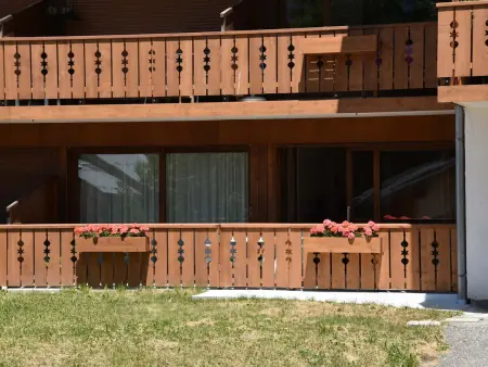 Appartement chaleureux PMR avec terrasse sud, parking, près de Champagny-en-Vanoise - Photo 14