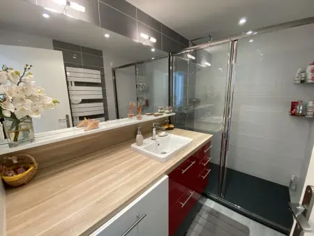 Ploemeur - Appartement 3 pièces avec balcon, ascenseur et WIFI près de la plage - Photo 16