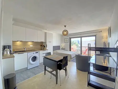 Studio à Larmor-Plage: balcon, parking, à 500m de la mer et des commerces - Photo 5